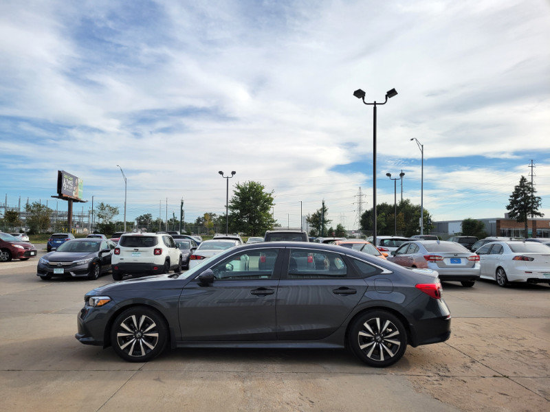 Used 2023 Honda Civic EX image 4