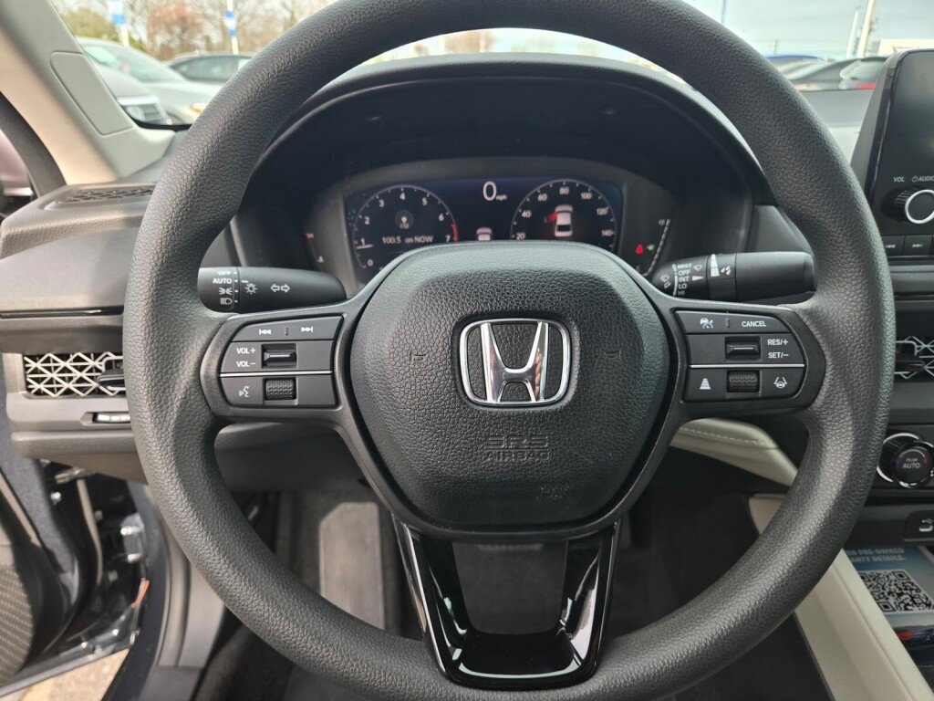 Certified 2023 Honda Accord LX image 24