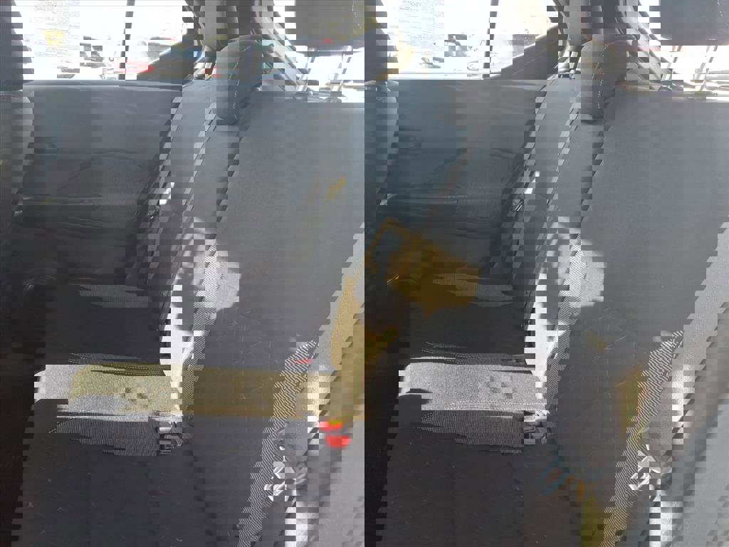 Used 2019 Nissan Kicks S image 16