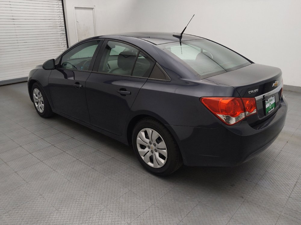 Used 2014 Chevrolet Cruze LS FWD image 3