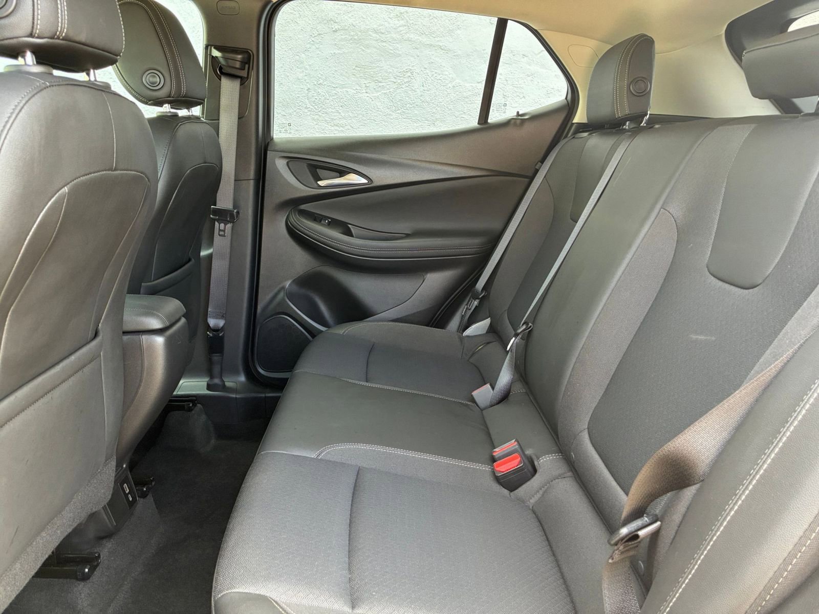 Used 2025 Buick Encore GX Preferred image 24