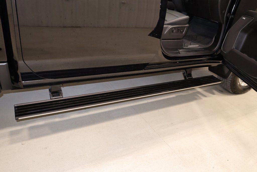 Used 2025 Chevrolet Silverado 2500 LTZ w/ LTZ Premium Package image 46