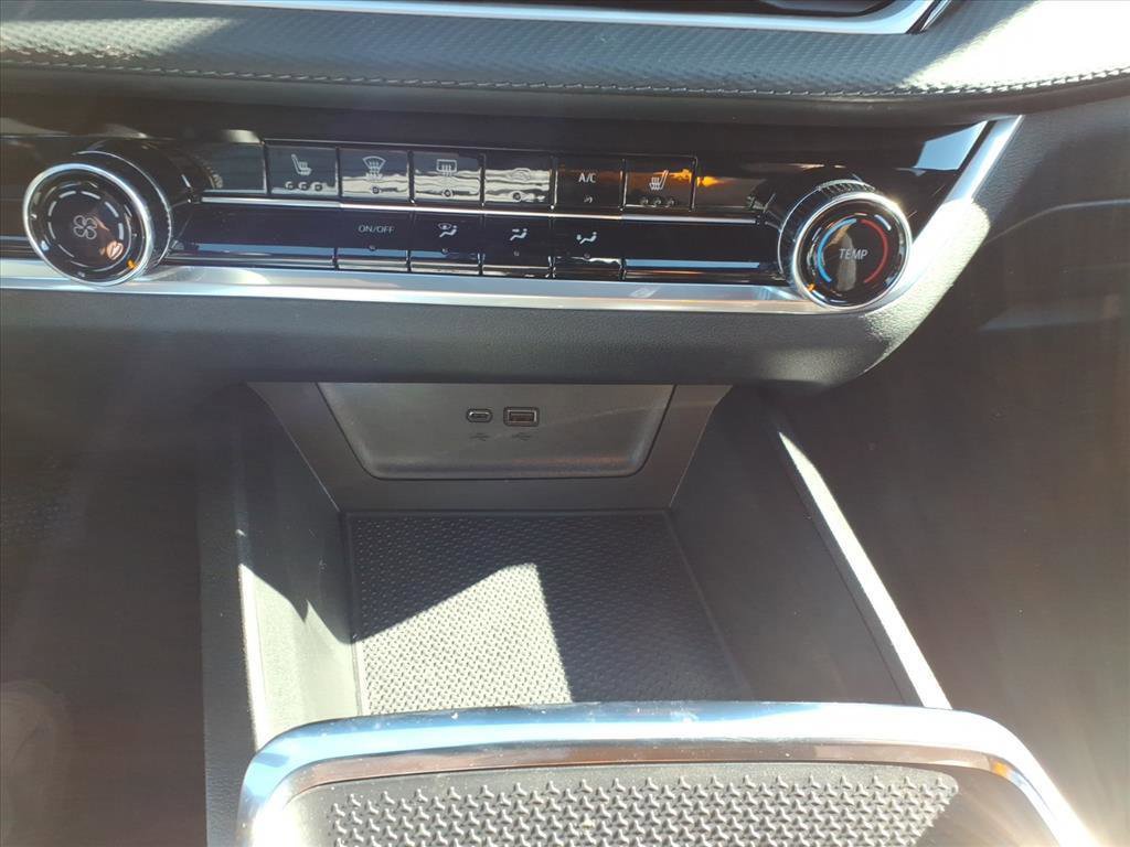 New 2026 Chevrolet Equinox LT w/ LPO, Floor Liner Package image 18