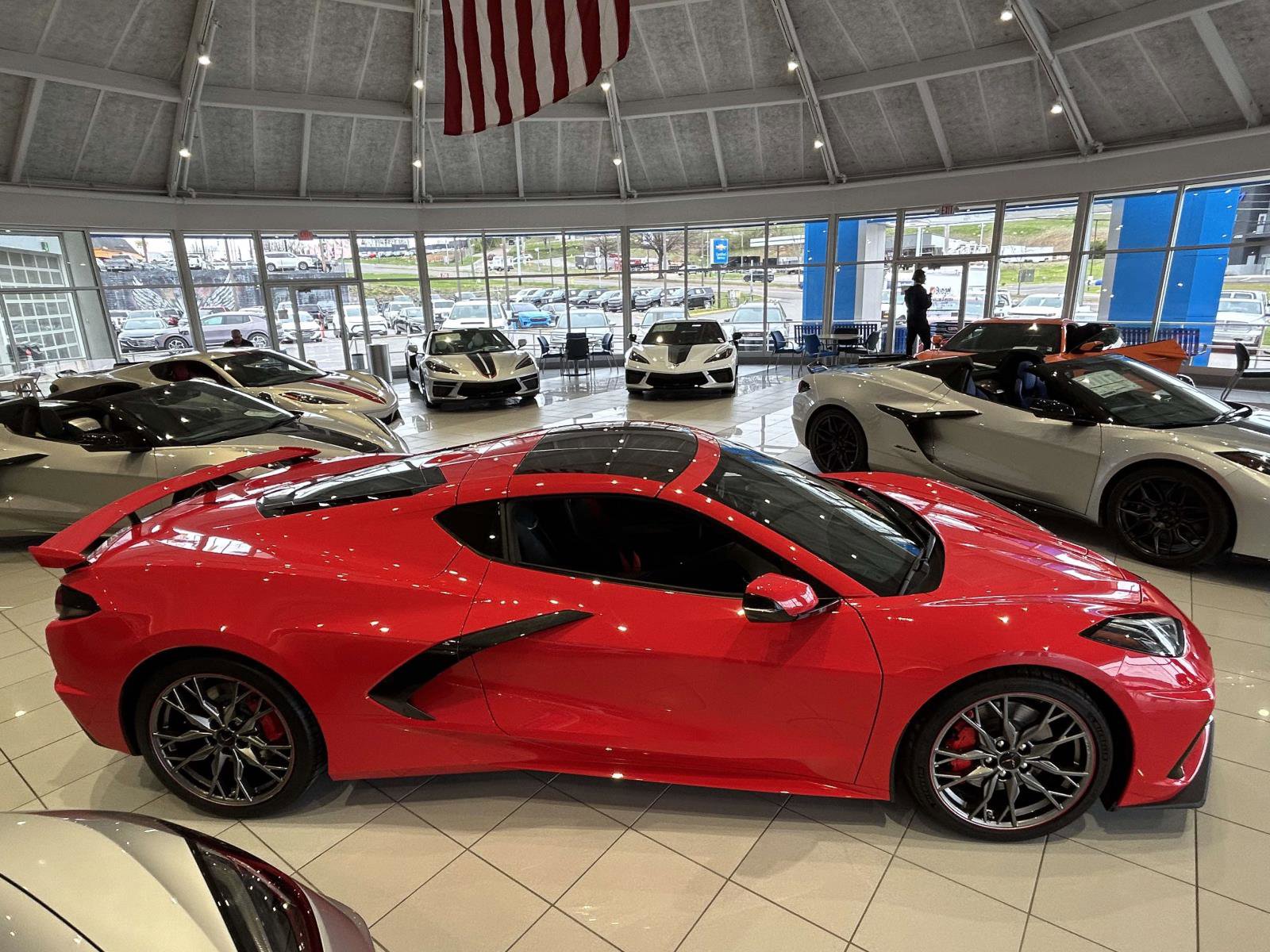 Used 2025 Chevrolet Corvette Stingray Premium Cpe w/ Z51 Performance Package image 2