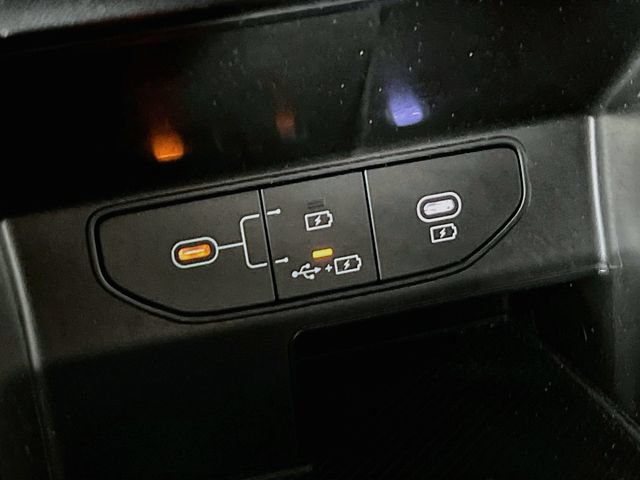 Used 2025 Kia Sorento LX FWD image 20