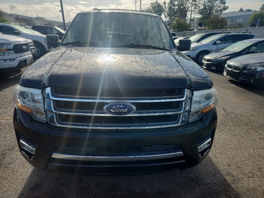Used 2017 Ford Expedition Limited RWD image 2