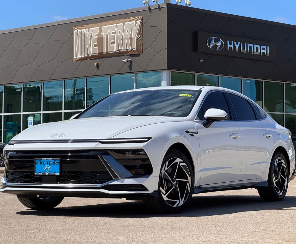 New 2026 Hyundai Sonata SEL FWD image 1