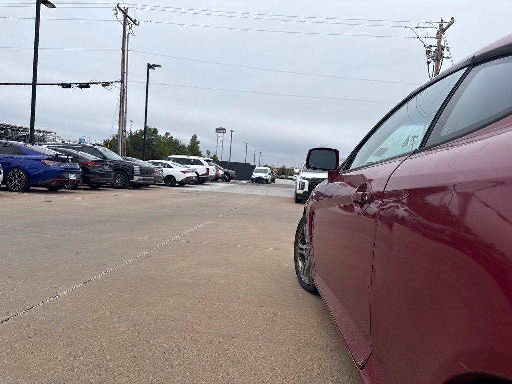 Used 2005 Hyundai Tiburon GT FWD image 13