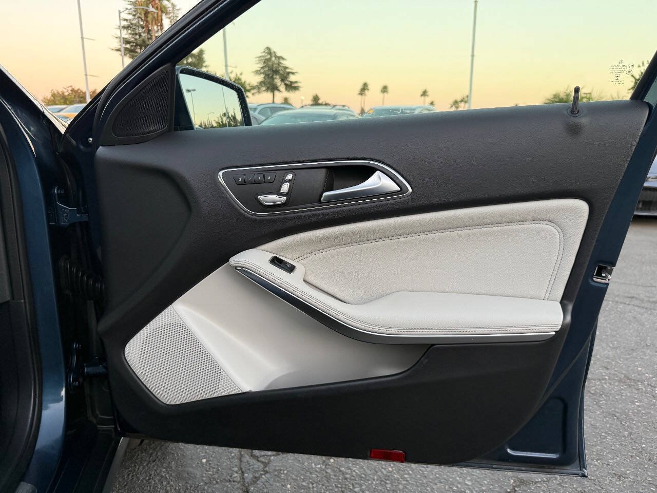 Used 2019 Mercedes-Benz GLA 250 4MATIC image 12