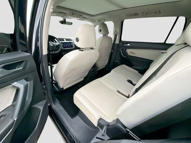 Used 2020 Volkswagen Tiguan SE image 24