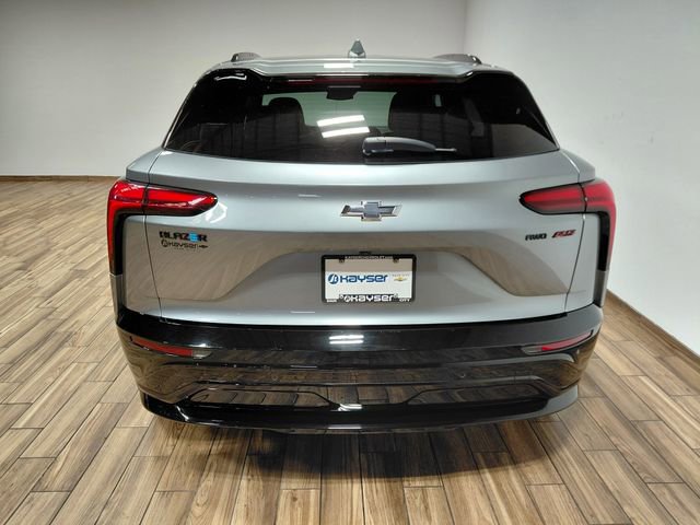 Used 2025 Chevrolet Blazer EV RS image 23