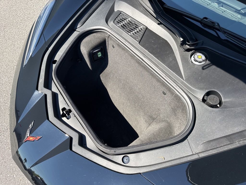 Used 2025 Chevrolet Corvette Stingray Coupe w/ 1LT image 34