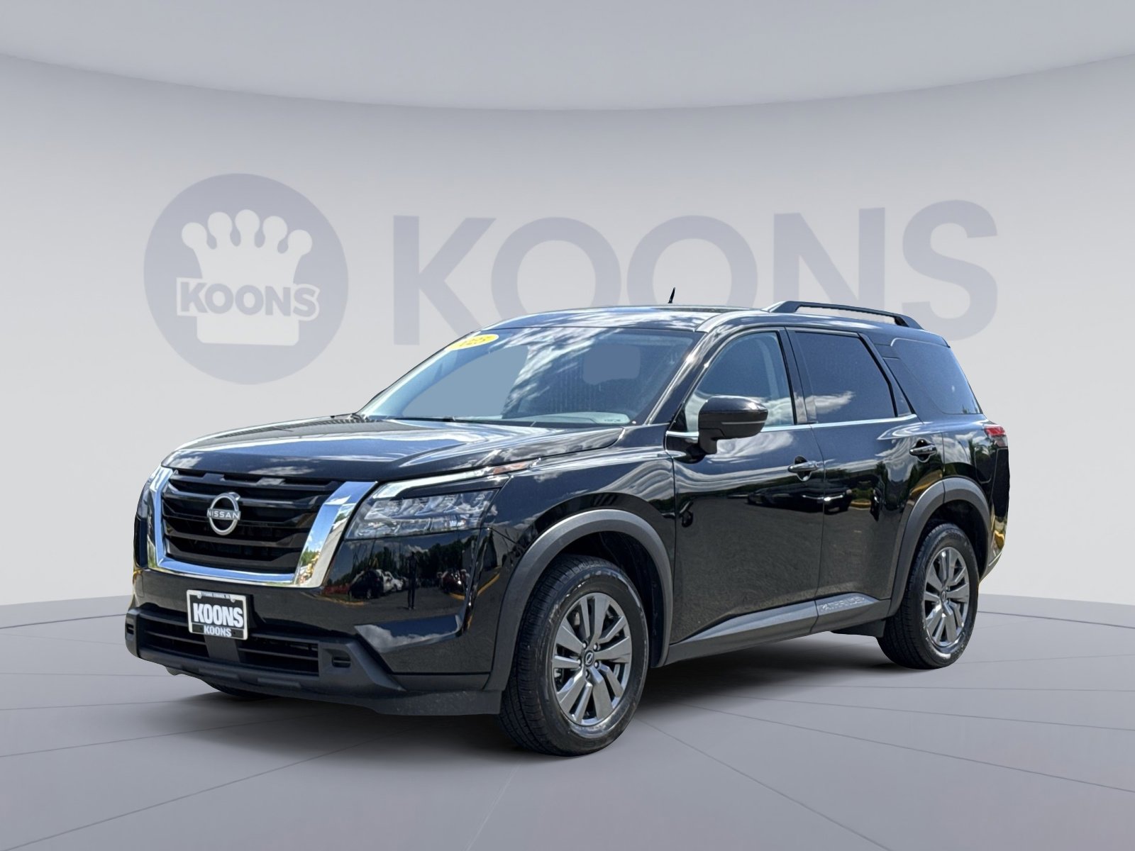 Used 2025 Nissan Pathfinder SV