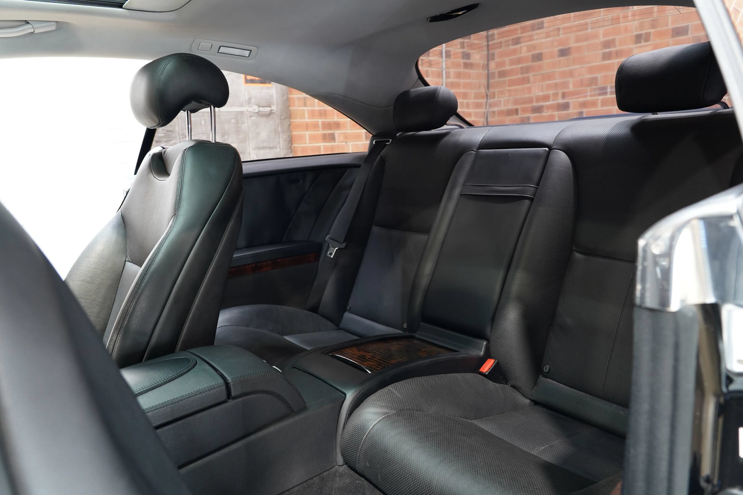 Used 2011 Mercedes-Benz CL 550 4MATIC w/ Sport Pkg Plus One image 42