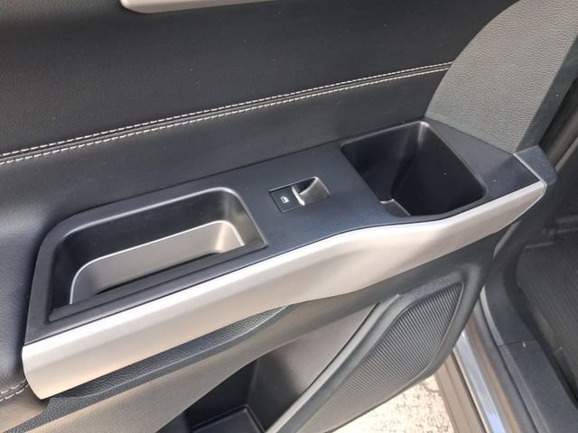 Used 2024 Ford Explorer XLT image 10