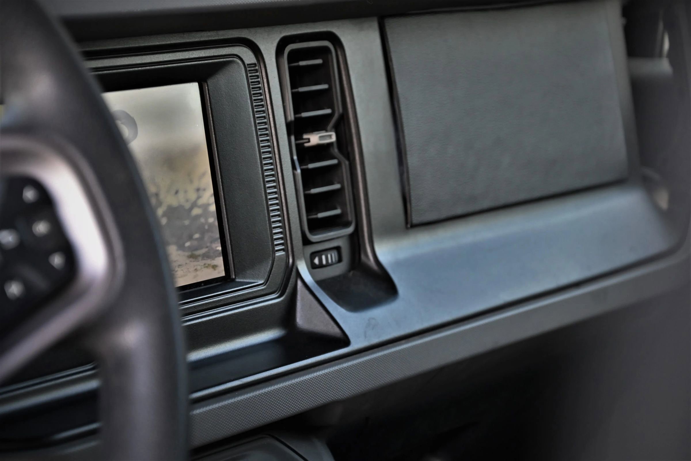 Used 2022 Ford Bronco 4-Door image 10