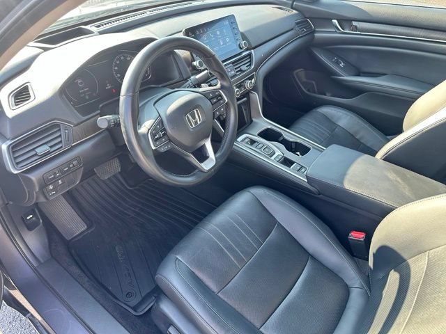Used 2018 Honda Accord Touring image 13