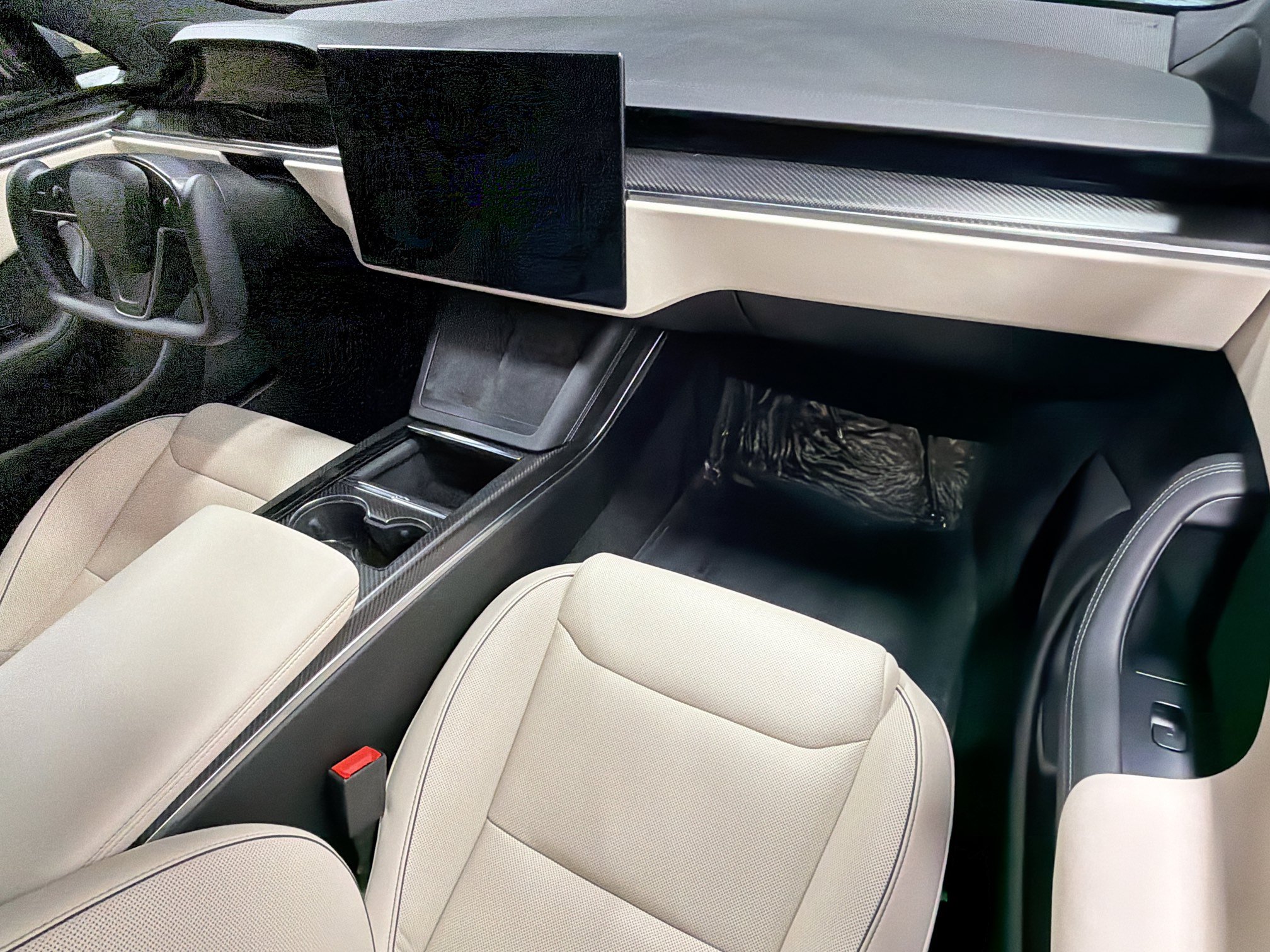 Used 2022 Tesla Model S Plaid AWD/4WD image 16