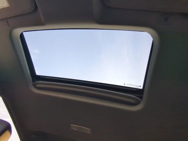 Used 2023 GMC Sierra 2500 Denali w/ Denali Ultimate Package image 12