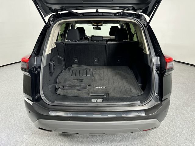 Used 2023 Nissan Rogue SV image 33