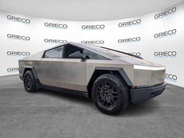Used 2024 Tesla Cybertruck AWD Crew Cab image 1