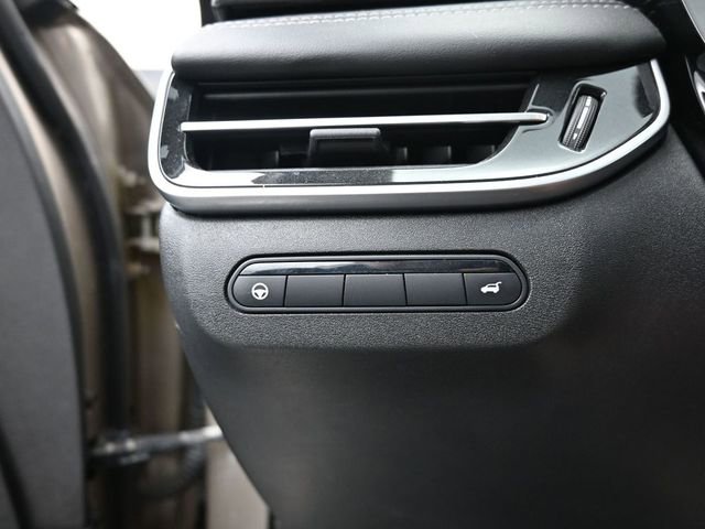 Used 2023 INFINITI QX60 Luxe AWD/4WD image 16