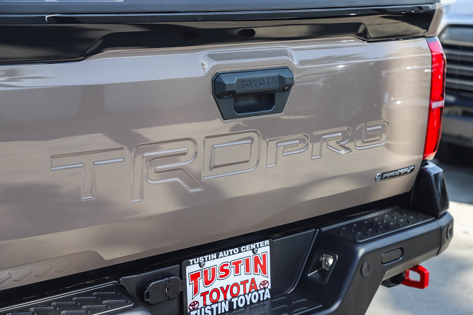 Used 2025 Toyota Tacoma TRD Pro AWD/4WD image 12