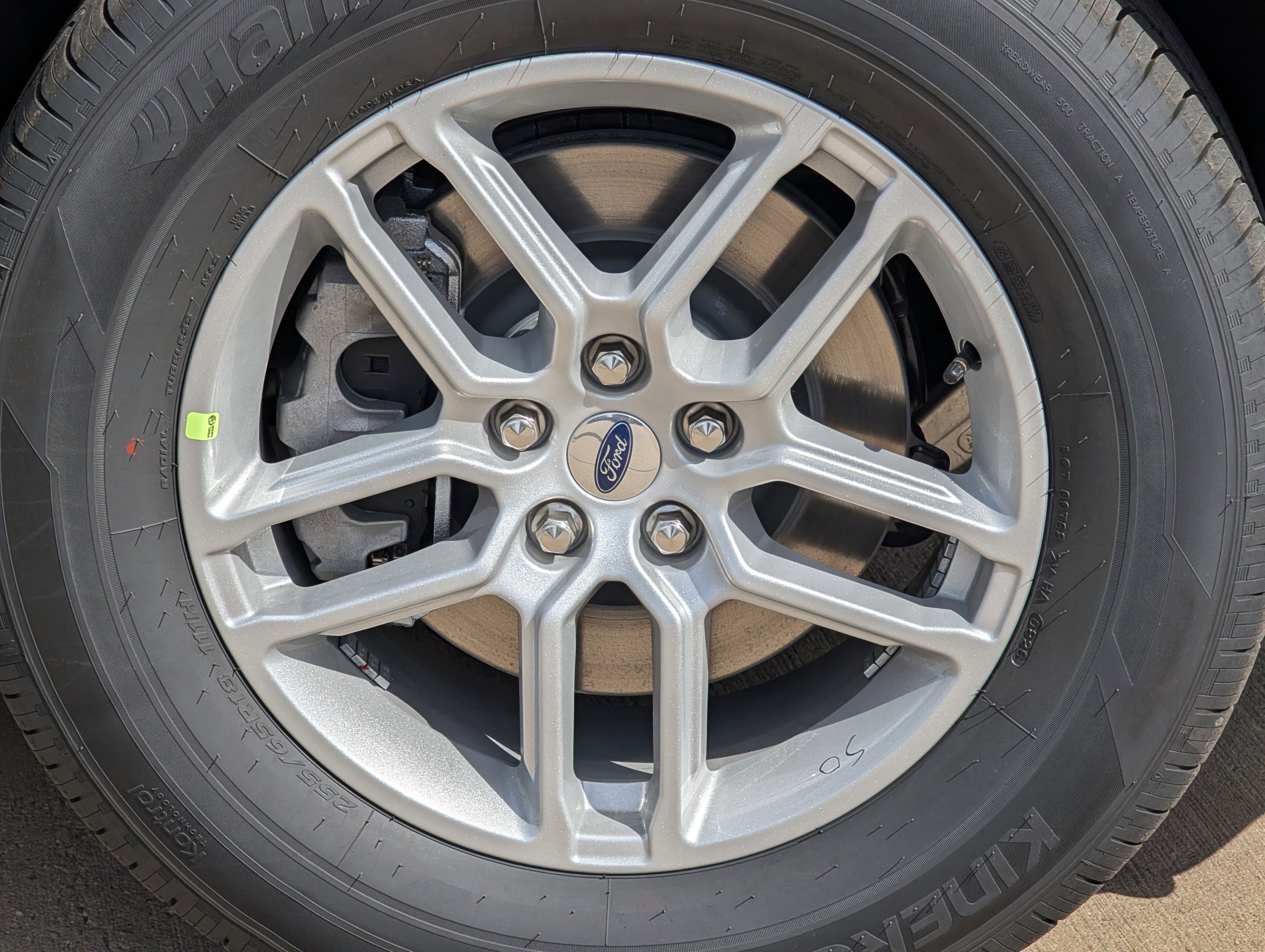 New 2026 Ford Explorer Active image 9