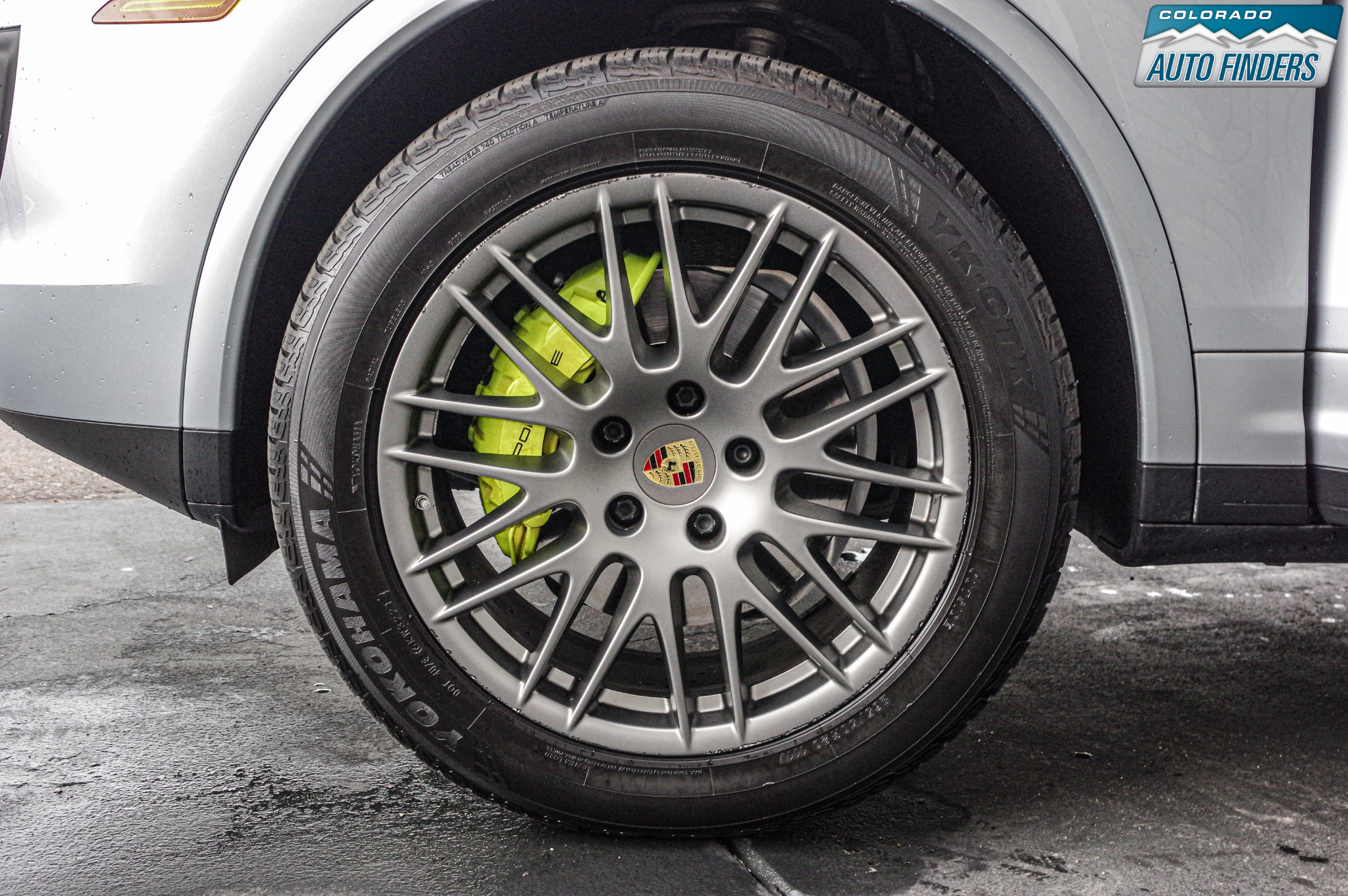 Used 2017 Porsche Cayenne S image 25