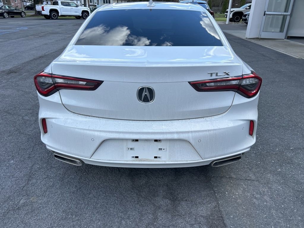 Used 2022 Acura TLX w/ Technology Package image 4