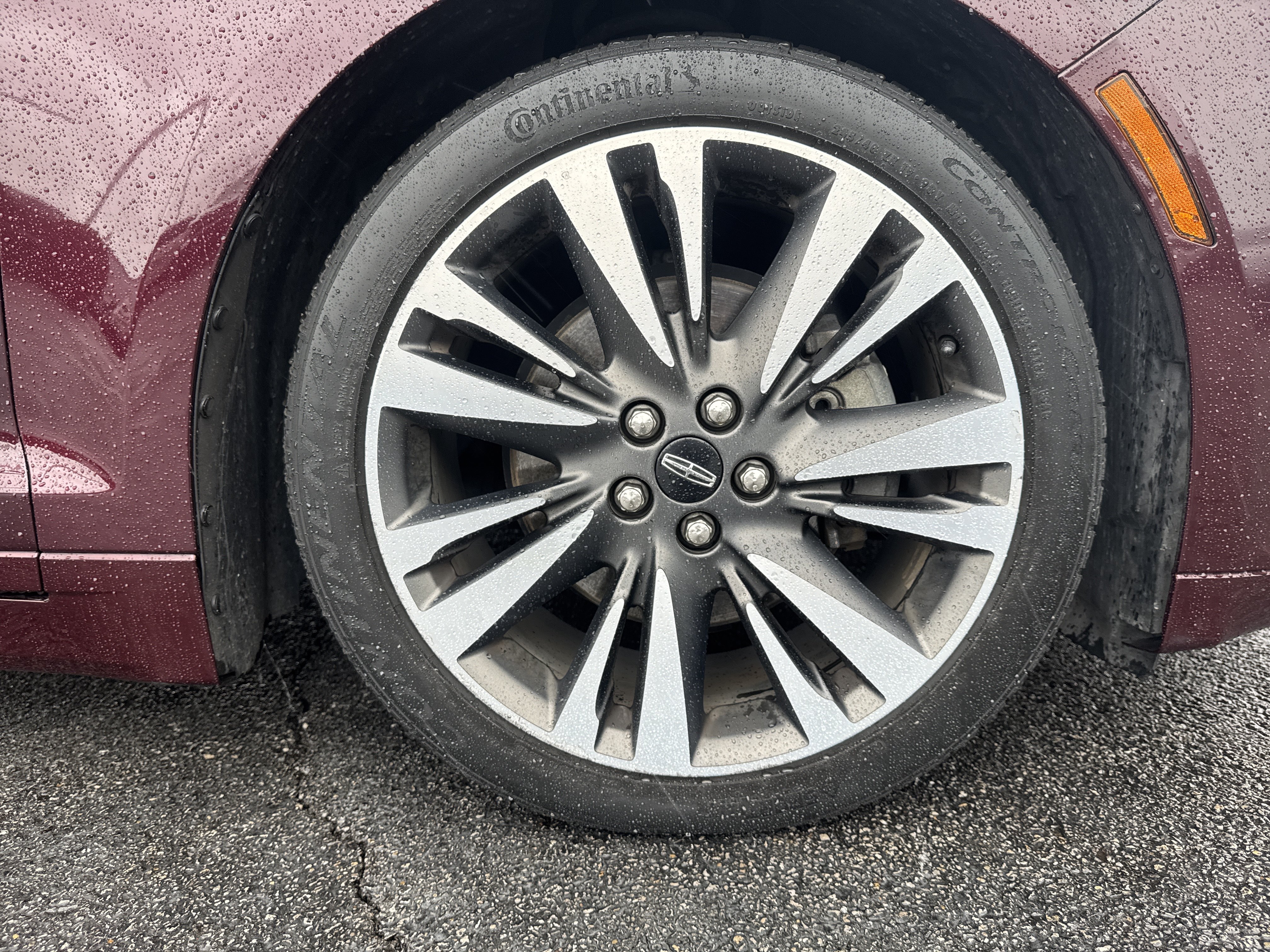 Used 2018 Lincoln MKZ Reserve w/ Climate Package AWD/4WD image 13