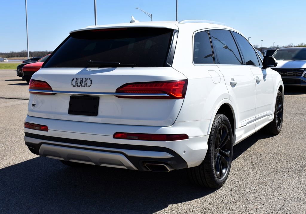 Used 2025 Audi Q7 3.0T Premium Plus image 3