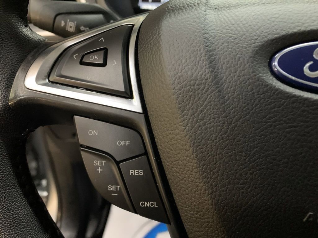 Used 2024 Ford Edge SEL image 26