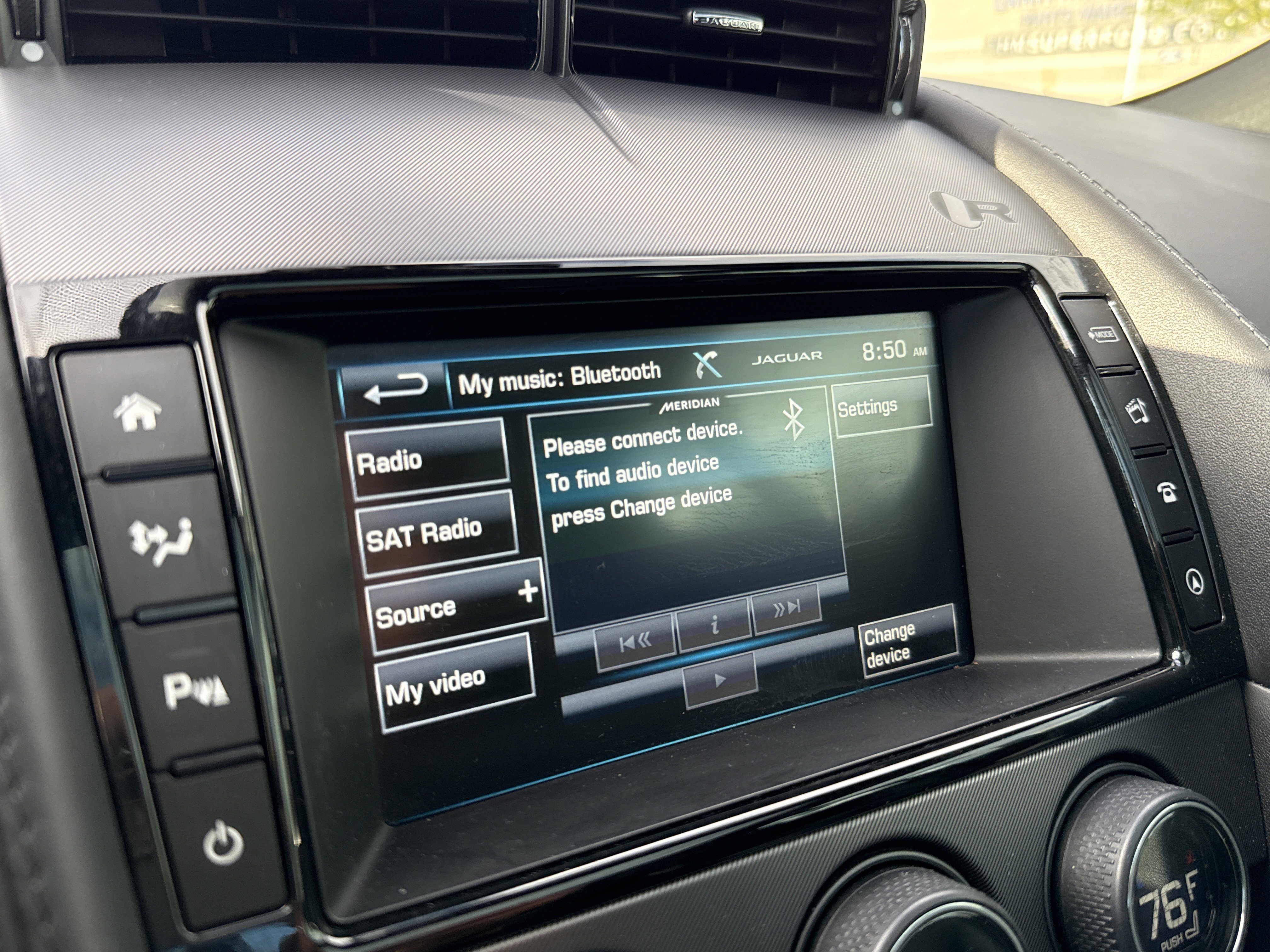 Used 2017 Jaguar F-TYPE R image 22