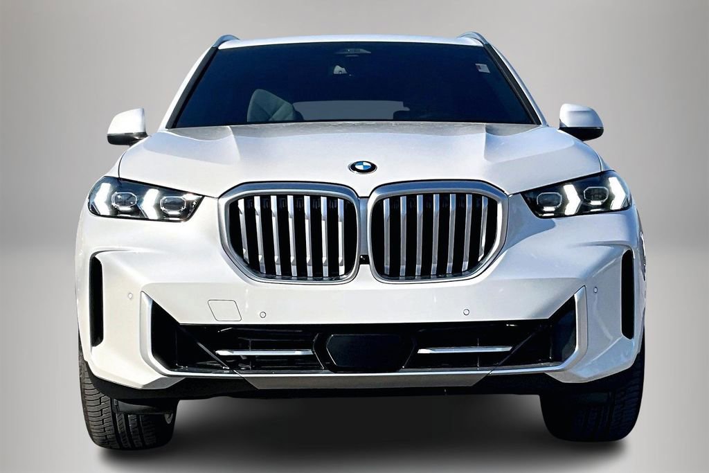 Certified 2026 BMW X5 xDrive40i w/ Climate Comfort Package image 3
