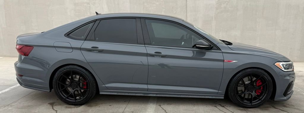 Used 2021 Volkswagen Jetta GLI FWD image 3