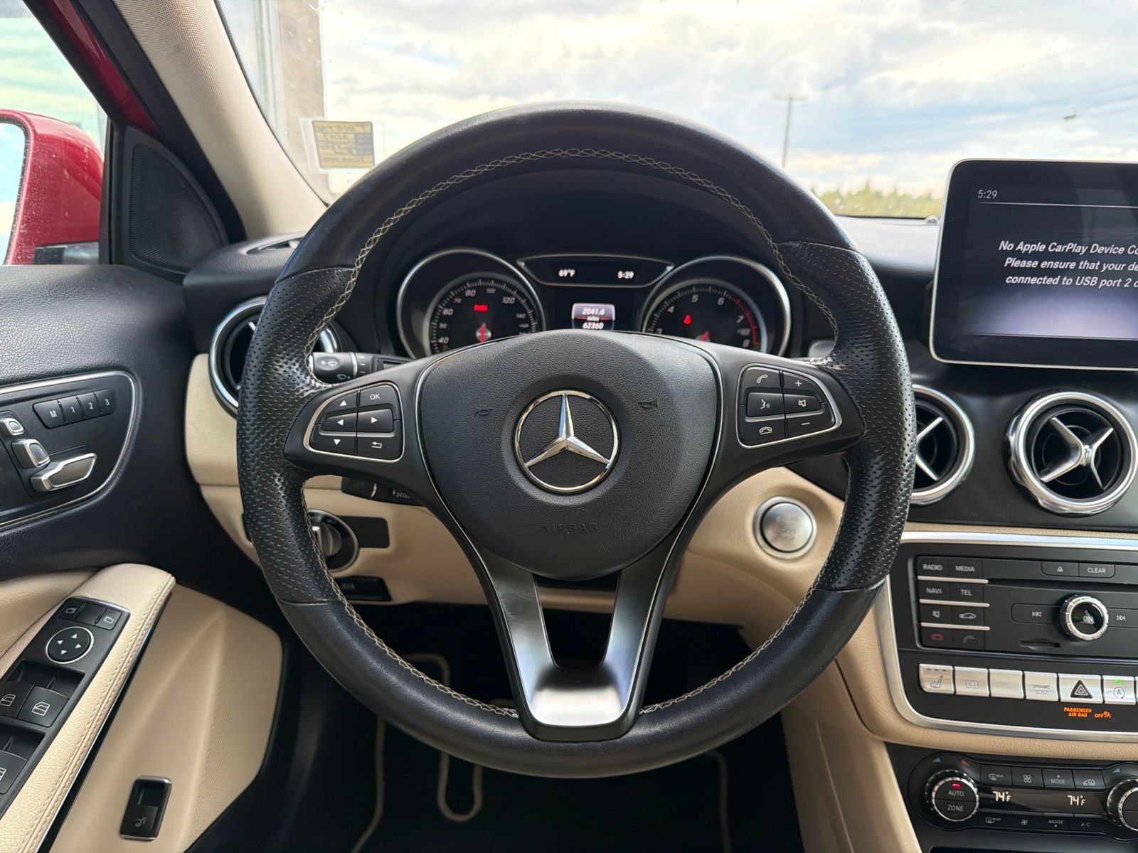 Used 2019 Mercedes-Benz GLA 250 4MATIC image 11