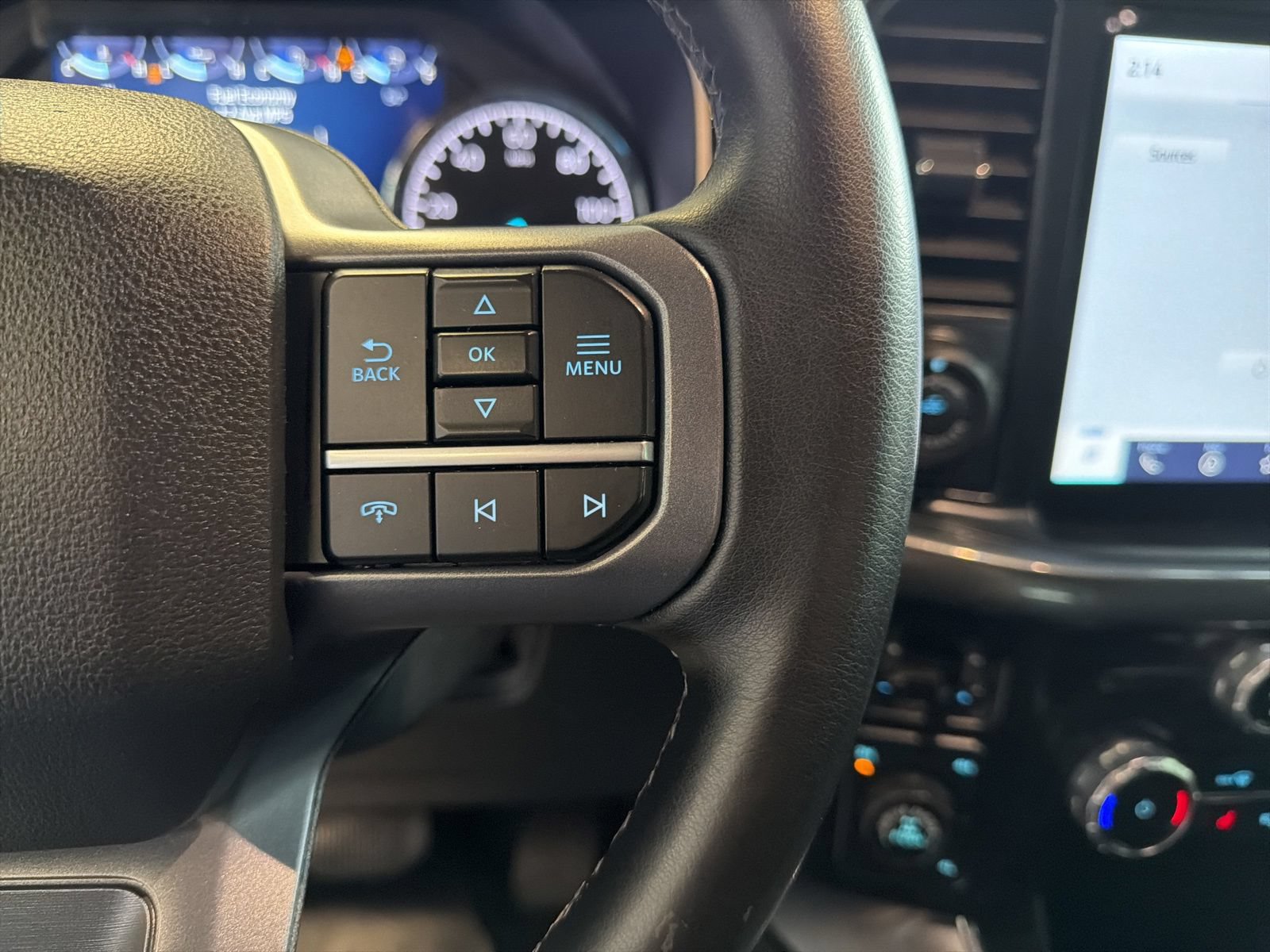 Used 2023 Ford F150 XLT w/ Equipment Group 302A High AWD/4WD image 18
