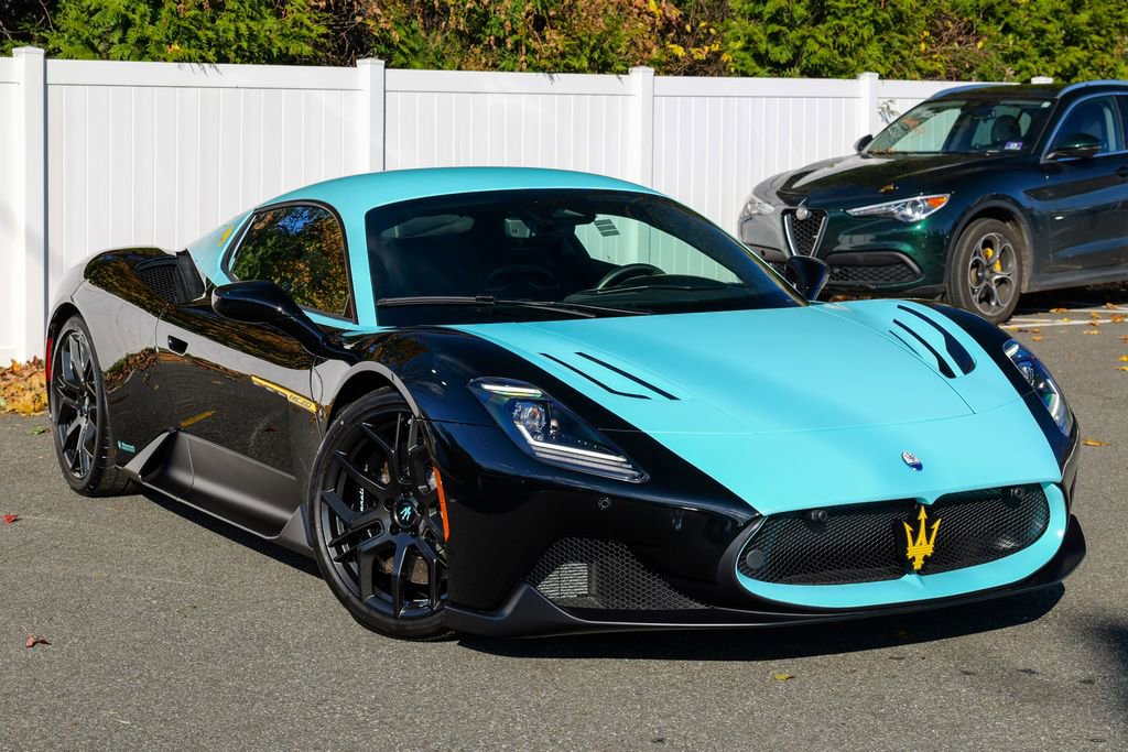 Used 2025 Maserati MC20 Coupe image 2