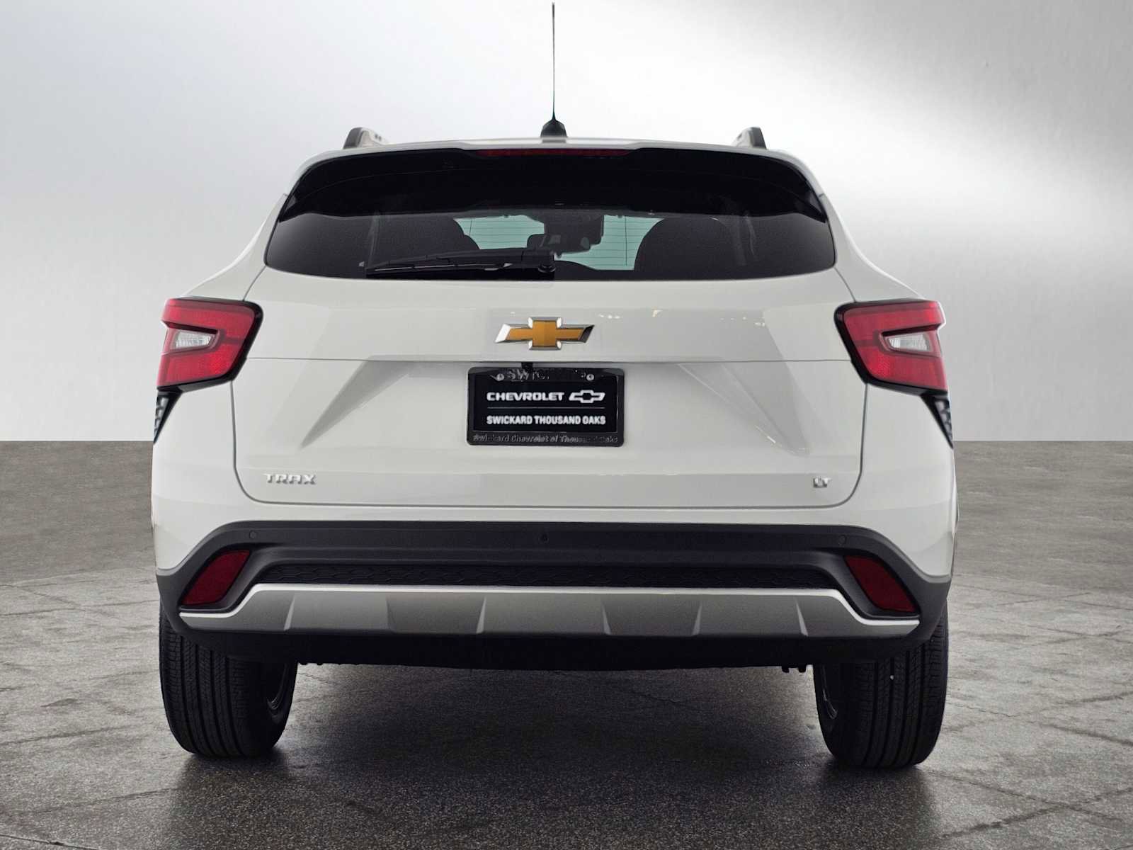 New 2026 Chevrolet Trax LT w/ Driver Confidence Package FWD image 4