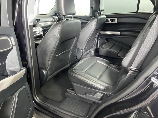 Used 2023 Ford Explorer XLT w/ Equipment Group 202A image 17