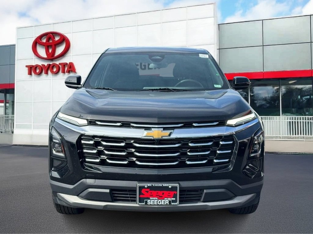 Used 2026 Chevrolet Equinox LT AWD/4WD image 11
