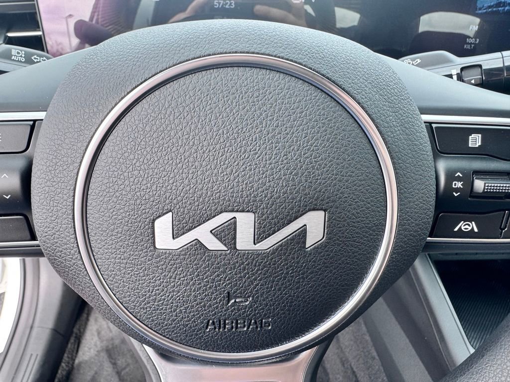 New 2026 Kia K5 LXS image 16