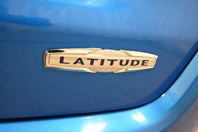 Used 2024 Jeep Compass Latitude image 19