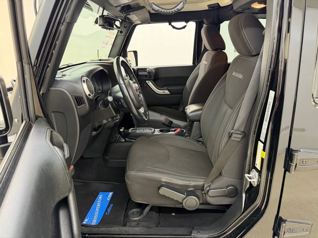 Used 2017 Jeep Wrangler Unlimited Sahara image 18