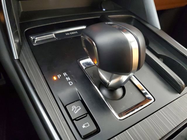 Certified 2025 MAZDA CX-70 3.3 Turbo S w/ Premium Plus image 32