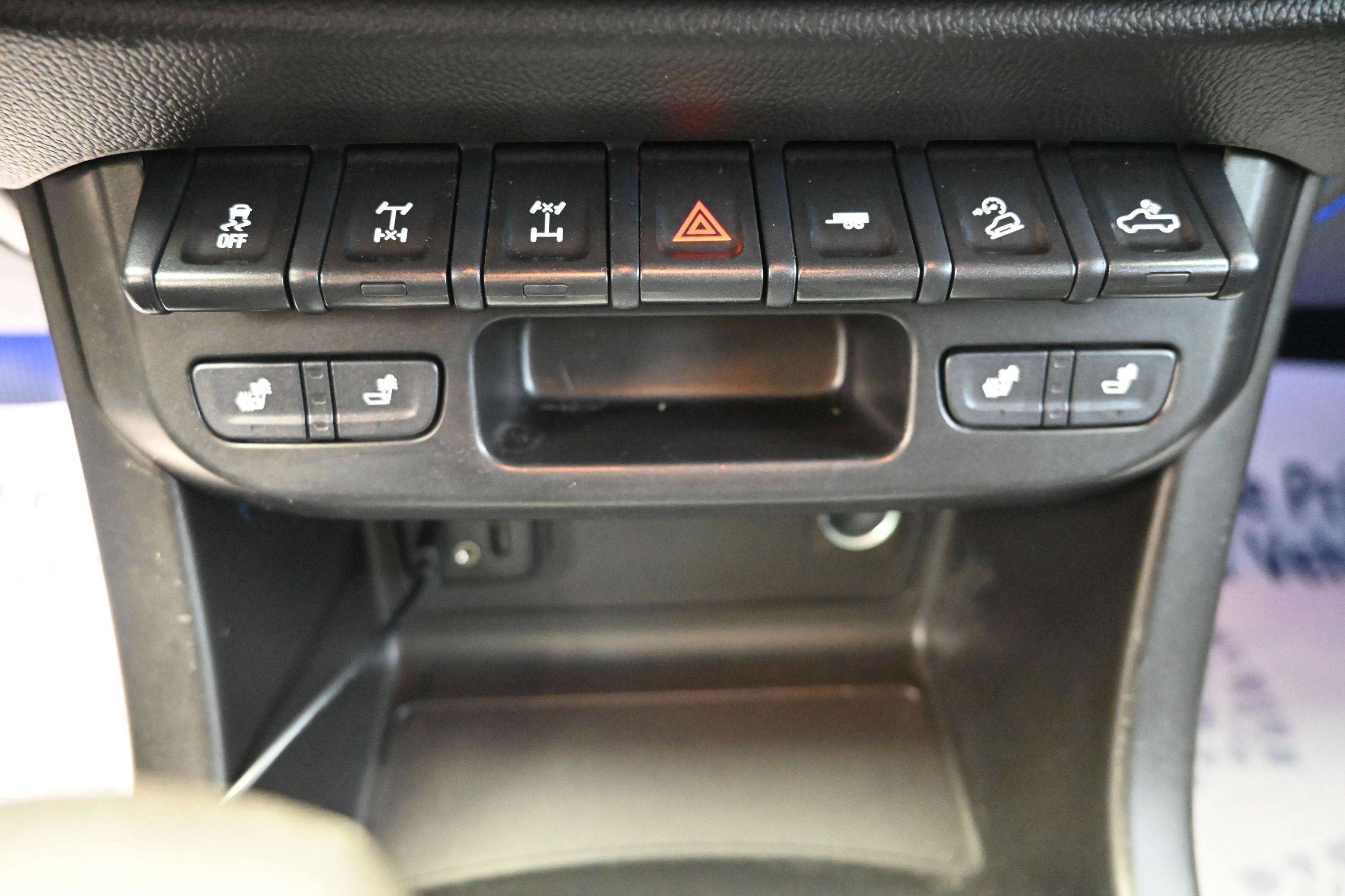 Used 2022 Chevrolet Colorado ZR2 w/ Colorado ZR2 Bison Edition AWD/4WD image 21