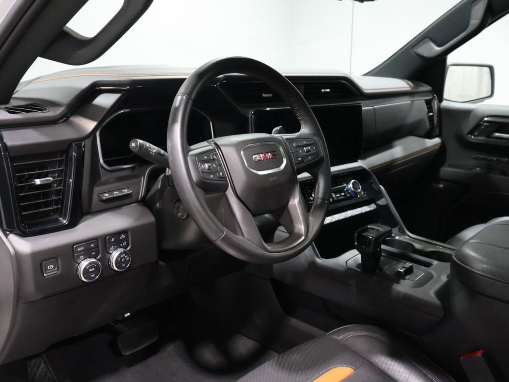 Used 2024 GMC Sierra 1500 AT4 w/ Technology Package image 19