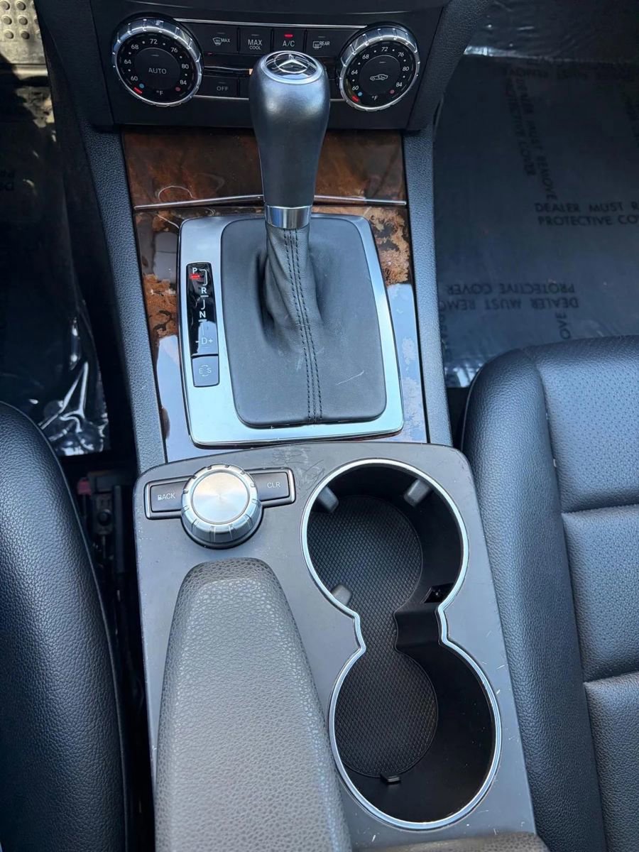 Used 2013 Mercedes-Benz C 250 Sedan w/ Multimedia Pkg image 16