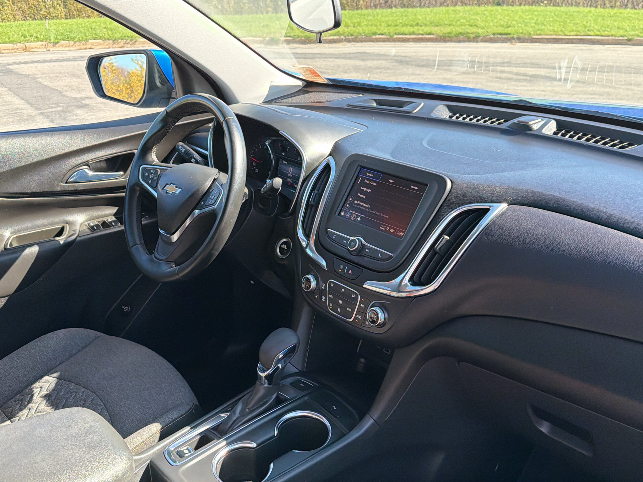 Used 2024 Chevrolet Equinox LT AWD/4WD image 25